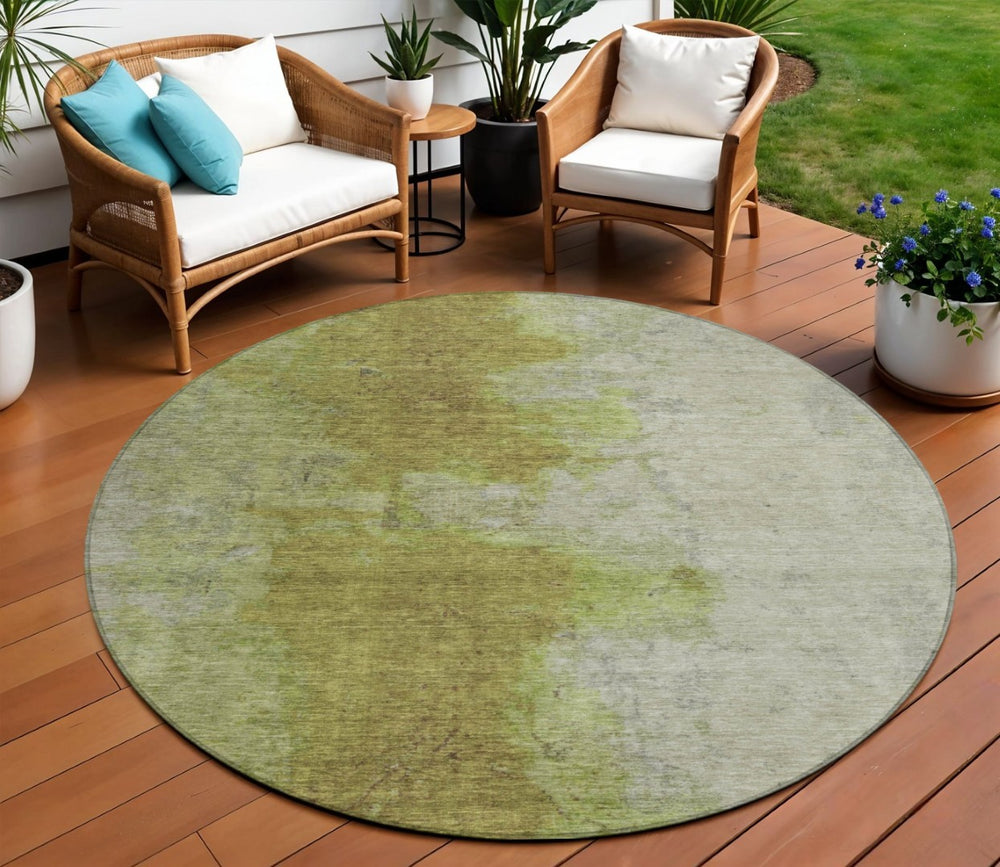 HomeRoots 8' Olive Green and Gray Round Abstract Area Rug - Stylish, Washable, Durable for Indoor/Outdoor Use 619495