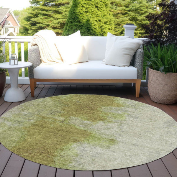 HomeRoots 8' Olive Green and Gray Round Abstract Area Rug - Stylish, Washable, Durable for Indoor/Outdoor Use 619495