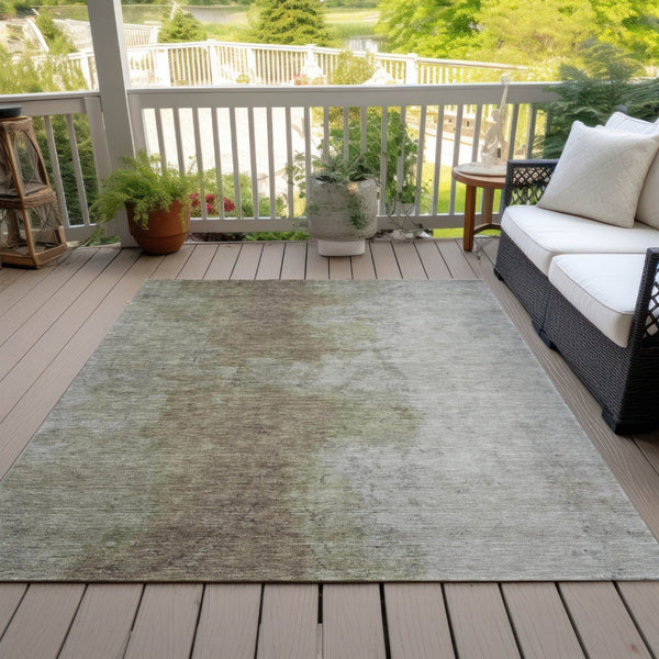 HomeRoots 5' X 8' Taupe and Beige Abstract Washable Area Rug - Versatile Indoor/Outdoor Decor for Every Space 619500