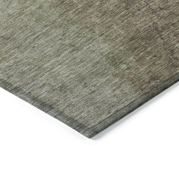 HomeRoots 8' Taupe and Beige Round Abstract Area Rug - Washable, Durable, Perfect for Indoor & Outdoor Spaces 619501
