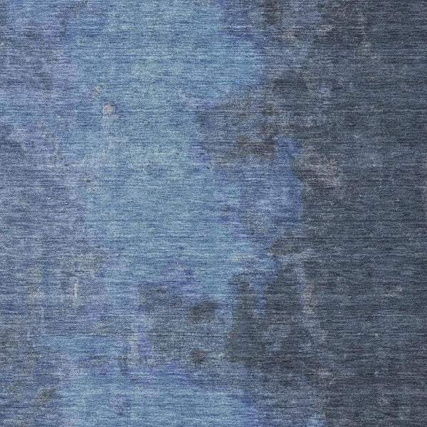 HomeRoots 5' Navy Blue & Gray Abstract Washable Area Rug – Stylish Indoor/Outdoor Comfort for High-Traffic Spaces 619530