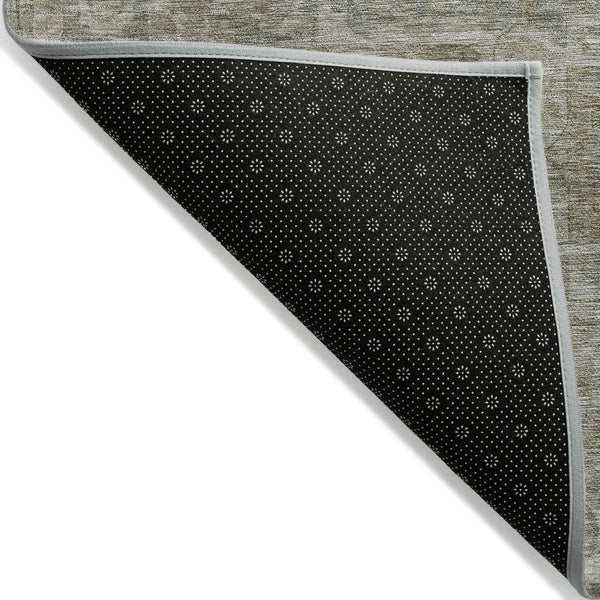 HomeRoots 5' X 8' Gray and Silver Medallion Area Rug - Washable, Indoor/Outdoor, Stain-Resistant, Durable Design 619548