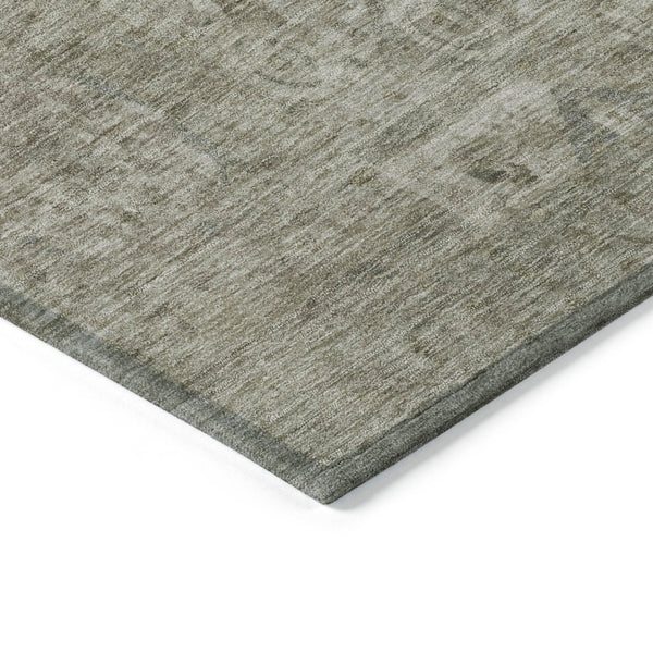 HomeRoots 8' Gray and Silver Round Medallion Rug - Washable Indoor/Outdoor Area Rug for All Spaces & Styles 619549