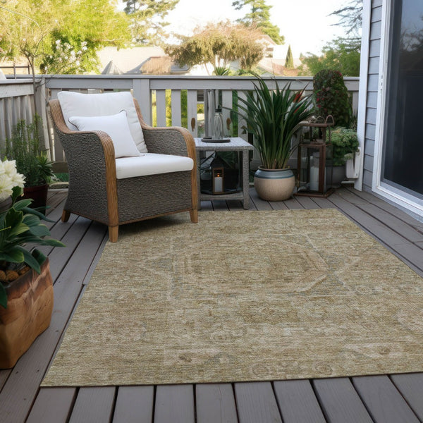 HomeRoots 5' X 8' Tan and Gray Medallion Rug - Durable, Washable, Versatile Indoor/Outdoor Area Accent for Your Home 619572