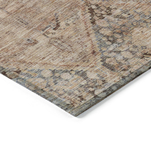 HomeRoots 8' Copper and Gray Geometric Washable Round Rug – Durable Indoor/Outdoor Home Décor for Any Space 619621