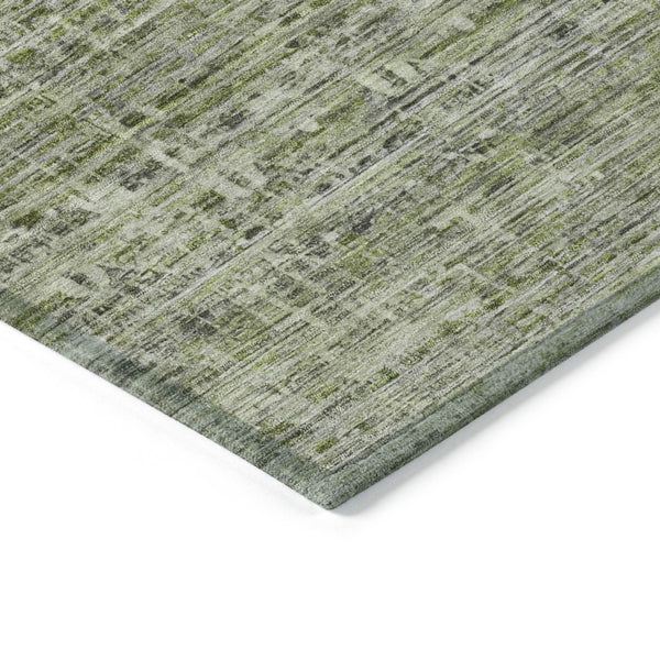 HomeRoots 8' Green and Gray Round Striped Area Rug - Washable, Durable Design for Indoor & Outdoor Use! 619651
