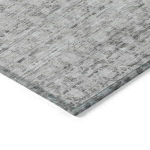 HomeRoots 8' Gray and Silver Striped Washable Round Rug - Stylish, Durable for Indoor & Outdoor Use, Easy Care 619687