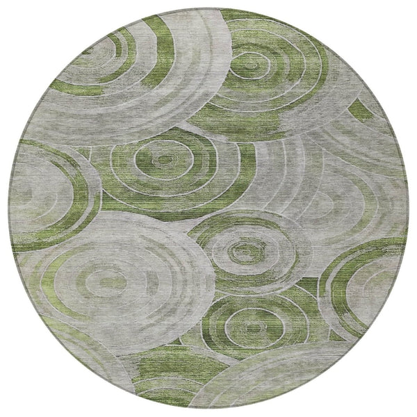 HomeRoots 8' Artichoke Green and Silver Round Geometric Area Rug – Stylish, Washable, Indoor-Outdoor Versatility 619747