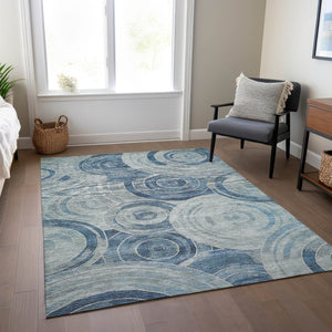 HomeRoots 5' Blue and Silver Geometric Washable Area Rug for Indoor/Outdoor Use - Durable, Stylish, Easy Care! 619758