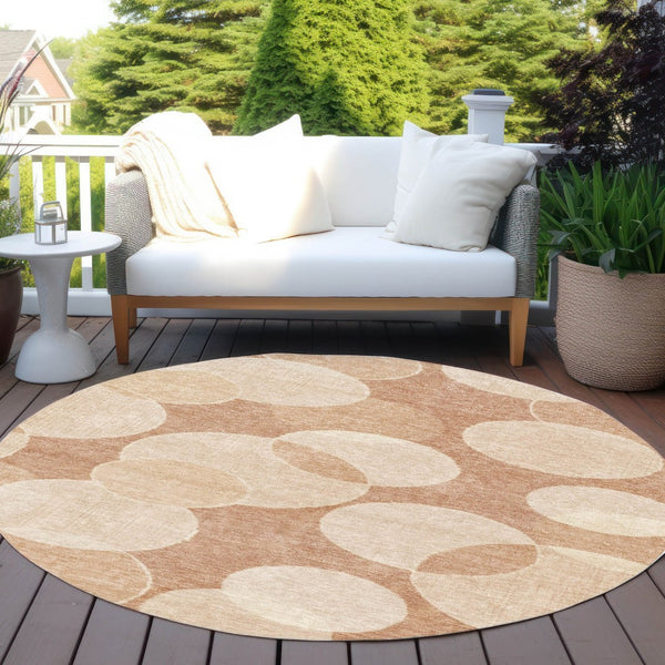 HomeRoots 8' Vibrant Coral and Peach Round Geometric Rug - Washable, Durable for Indoor and Outdoor Use 619807