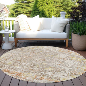 HomeRoots 8' Round Abstract Area Rug in Brown & Gold – Durable, Washable Design for Indoor & Outdoor Elegance 619837