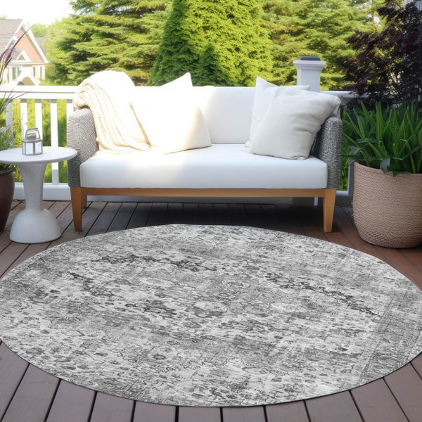 HomeRoots 8' Gray and Silver Round Floral Area Rug - Stylish, Washable, Indoor/Outdoor Design for Any Space 619927