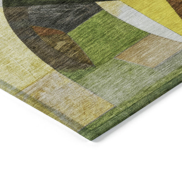 HomeRoots 8' Round Abstract Area Rug - Stylish Green, Black, Gold & Beige Washable Design for Indoor/Outdoor Use 619977