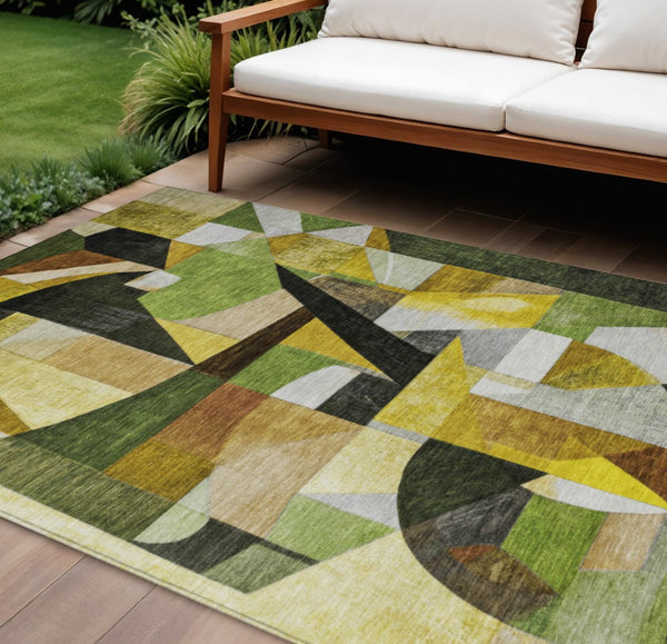 HomeRoots 8' Modern Abstract Area Rug in Green, Black, Gold & Beige - Washable, Durable for Indoor & Outdoor Use 619978