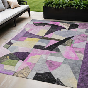 HomeRoots 5' X 8' Abstract Area Rug in Purple, Black & Lavender - Stylish, Washable for Indoor & Outdoor Use! 619988