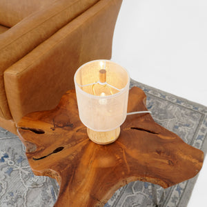 English Elm Ashcroft Furniture - Levio Natural Oak Table Lamp with Linen Rattan Shade — Mid-Century Eco Desk Light for Reading B183P315080