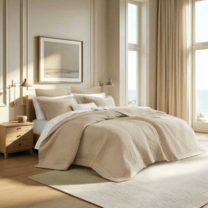 English Elm King Cotton Sateen Quilt Set Smooth Breathable Bedroom Layering Coverlet 3 Piece Linen B035P496599
