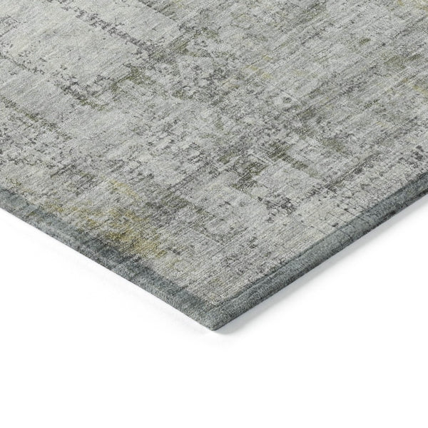 HomeRoots 5' Stylish Gray and Ivory Abstract Washable Area Rug for Indoor/Outdoor Use - Durable & Versatile! 620270