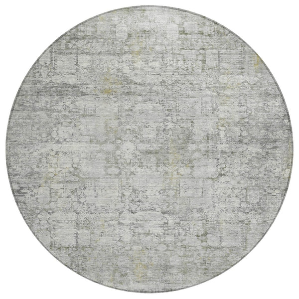 HomeRoots 8' Gray and Ivory Round Abstract Washable Rug - Perfect for Indoor & Outdoor Spaces, Easy Care! 620271
