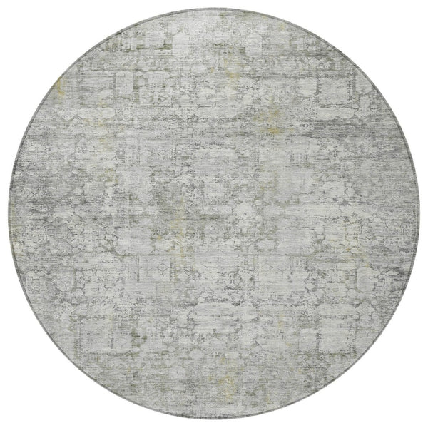 HomeRoots 8' Gray and Ivory Round Abstract Washable Rug - Perfect for Indoor & Outdoor Spaces, Easy Care! 620271