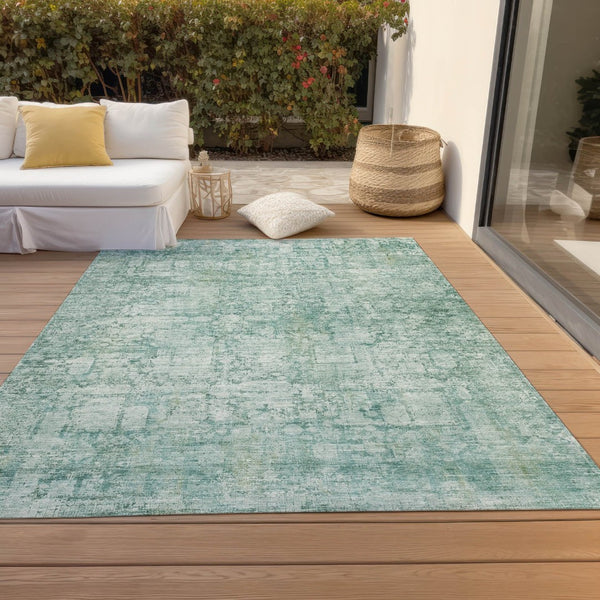 HomeRoots 5' Teal Blue and Ivory Abstract Washable Area Rug - Stylish, Durable, Indoor/Outdoor Versatility! 620282