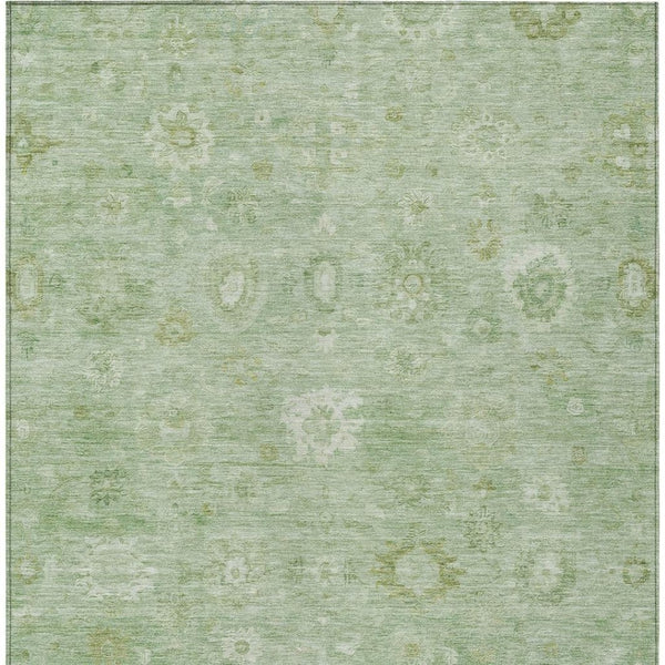 HomeRoots 5' Washable Damask Area Rug in Artichoke Green, Ivory & Mint - Durable for Indoor/Outdoor Spaces 620414