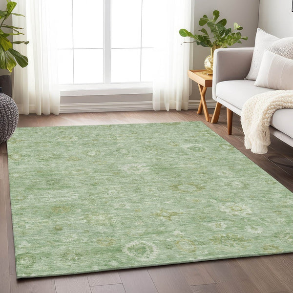 HomeRoots 5' Washable Damask Area Rug in Artichoke Green, Ivory & Mint - Durable for Indoor/Outdoor Spaces 620414