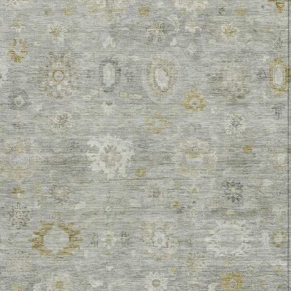 HomeRoots 5' Gray Ivory Gold Damask Washable Area Rug - Durable, Stylish Indoor-Outdoor Decor for Any Space 620432