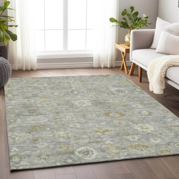 HomeRoots 5' Gray Ivory Gold Damask Washable Area Rug - Durable, Stylish Indoor-Outdoor Decor for Any Space 620432
