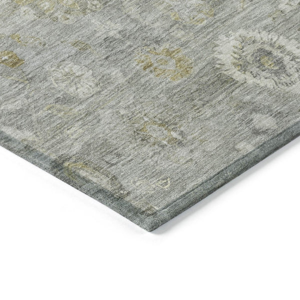 HomeRoots 8' Gray Ivory and Gold Round Damask Area Rug - Stylish, Durable, Machine Washable for Indoor & Outdoor Use 620433