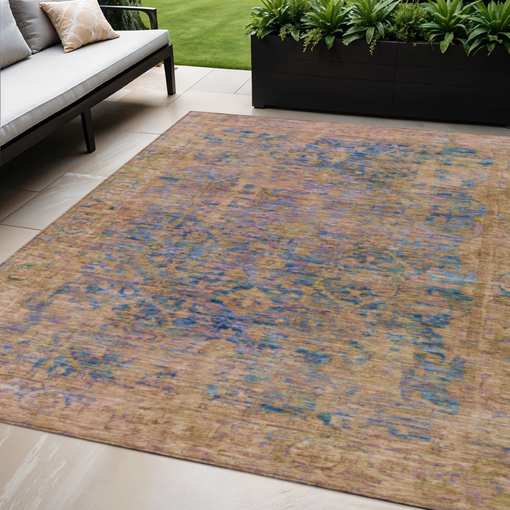 HomeRoots 5' Navy Blue and Gold Abstract Area Rug - Washable, Durable, Indoor/Outdoor, Modern Design for Any Space 620570