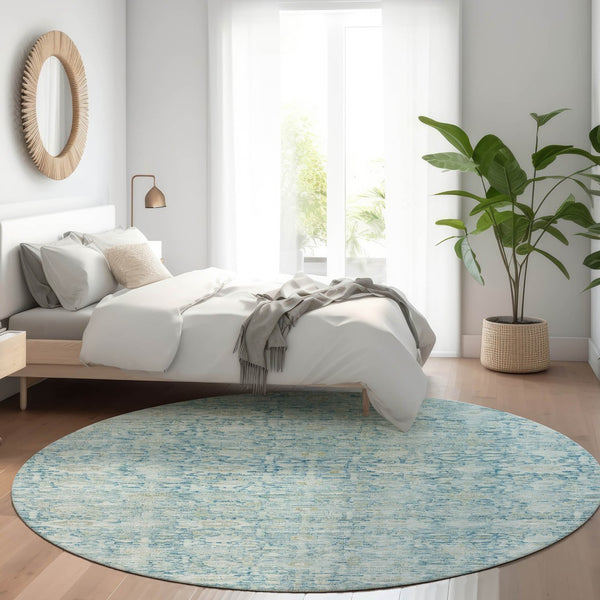 HomeRoots 8' Blue & Ivory Round Oriental Rug - Timeless Design, Washable, Durable for Indoor & Outdoor Spaces 620589