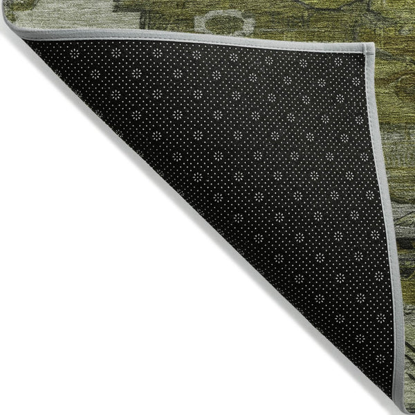 HomeRoots 8' Olive Green Tribal Round Rug - Stylish, Washable Indoor/Outdoor Area Rug for Modern Spaces 620655