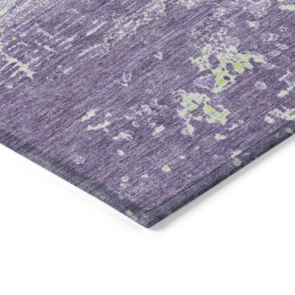 HomeRoots 5' Stylish Purple and Ivory Abstract Area Rug – Washable, Durable, Perfect for Indoor/Outdoor Use! 620726