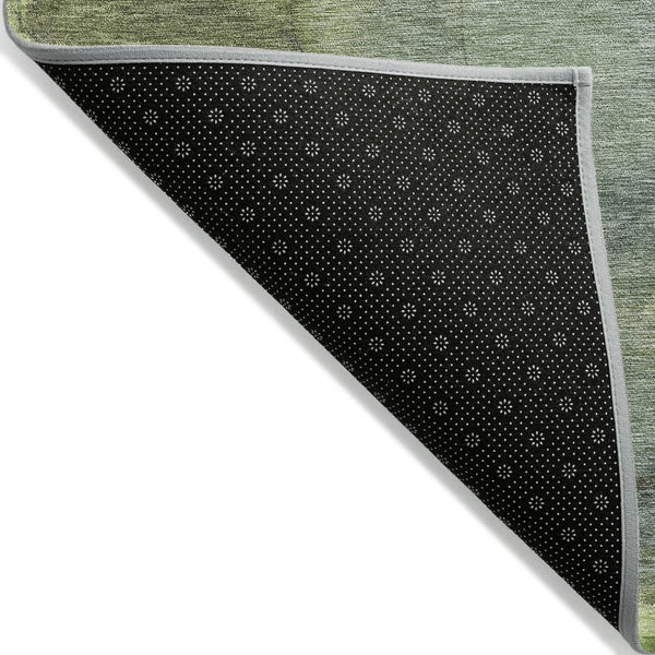 HomeRoots 8' Stylish Green and Gray Abstract Washable Round Area Rug for Indoor Outdoor Use – Durable & Chic! 620805