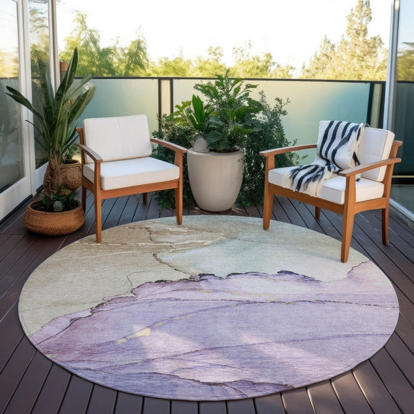 HomeRoots 8' Lavender and Beige Round Abstract Rug - Washable, Durable, Ideal for Indoor/Outdoor Spaces! 620860