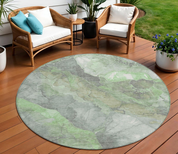 HomeRoots 8' Elegant Green and Gray Floral Round Rug – Washable, Durable, Perfect for Indoor and Outdoor Spaces 620974