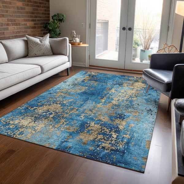 HomeRoots 5' Blue and Beige Abstract Washable Area Rug - Durable, Stylish, Perfect for Indoor & Outdoor Spaces 621033
