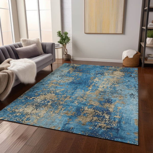 HomeRoots 5' Blue and Beige Abstract Washable Area Rug - Durable, Stylish, Perfect for Indoor & Outdoor Spaces 621033