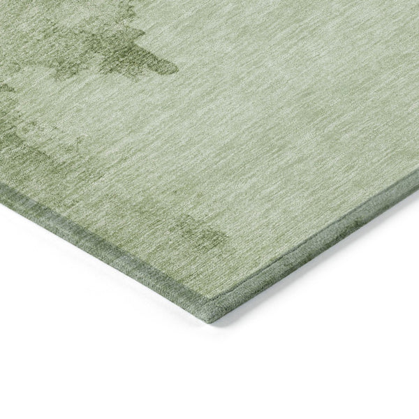 HomeRoots 8' Artichoke Green and Ivory Round Abstract Rug – Washable, Durable, Ideal for Indoor & Outdoor Spaces 621106