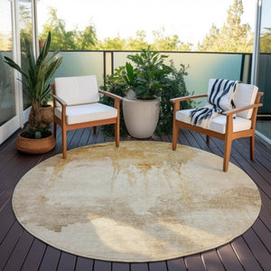 HomeRoots 8' Gold and Beige Round Abstract Area Rug – Stylish, Durable, Washable Indoor/Outdoor Accent for Homes 621112