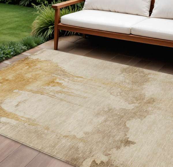 HomeRoots 9' Contemporary Gold and Beige Abstract Washable Area Rug for Indoor and Outdoor Spaces - Durable, Stylish 621114