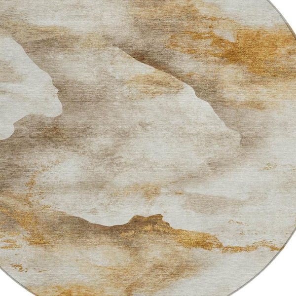 HomeRoots 8' Beige and Gold Round Area Rug - Modern Abstract Design for Indoor/Outdoor Use, Washable & Durable 621160