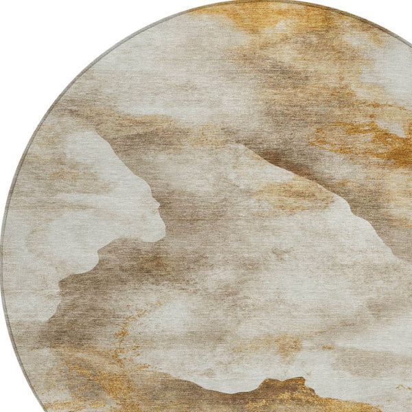 HomeRoots 8' Beige and Gold Round Area Rug - Modern Abstract Design for Indoor/Outdoor Use, Washable & Durable 621160