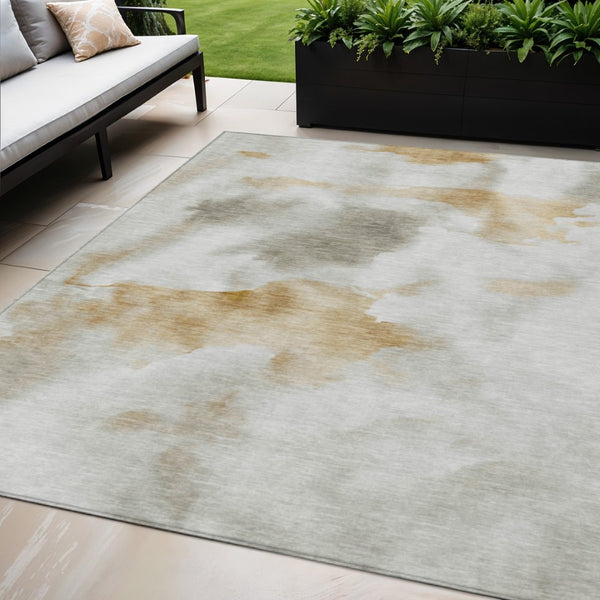 HomeRoots 5' Beige Copper Gray Abstract Rug - Washable Indoor Outdoor Area Rug for High-Traffic Spaces 621185