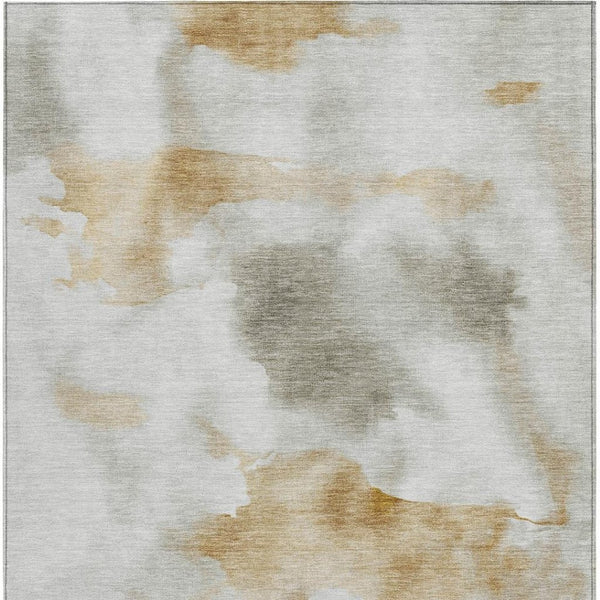 HomeRoots 5' Beige Copper Gray Abstract Rug - Washable Indoor Outdoor Area Rug for High-Traffic Spaces 621185