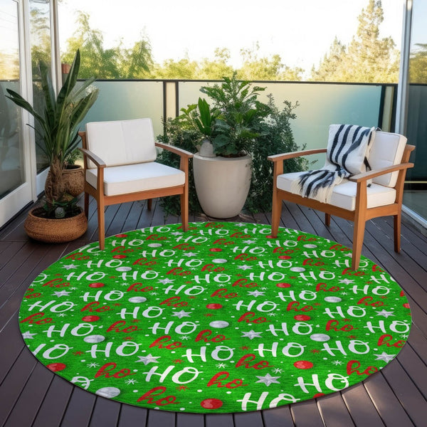 HomeRoots 8' Festive Green, White & Red Round "Ho Ho Ho" Washable Rug - Durable, Stylish for Indoor & Outdoor Use 621246