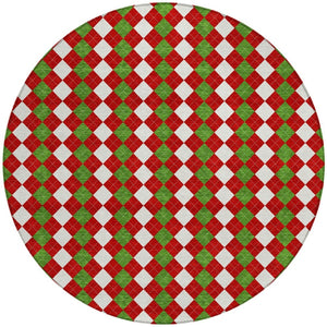 HomeRoots 8' Round Argyle Area Rug in Red, White & Green – Durable, Washable, Perfect for Indoor/Outdoor Spaces! 621294