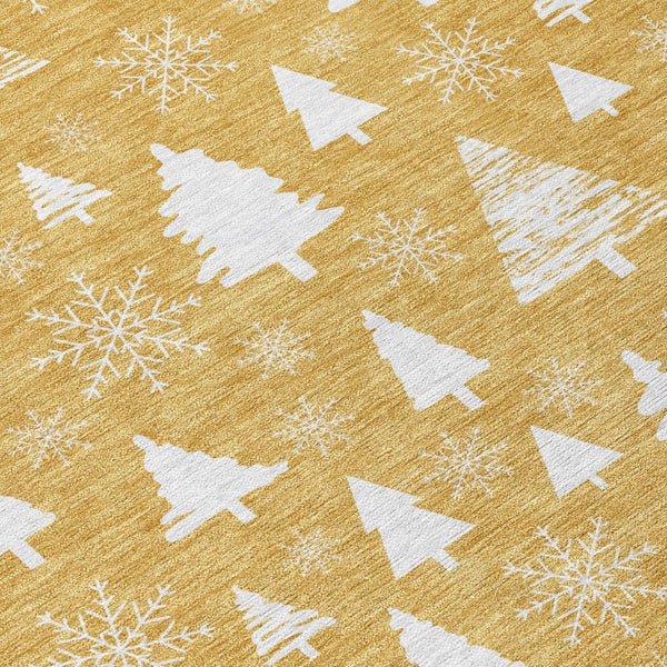 HomeRoots 8' Gold and Ivory Round Area Rug – Elegant Snowflake Design, Washable, Durable for Indoor/Outdoor Use 621384