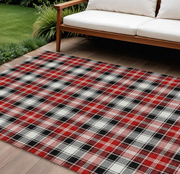 HomeRoots 8' X 10' Washable Plaid Area Rug in Black, Red, & White - Durable for Indoor and Outdoor Use! 621427